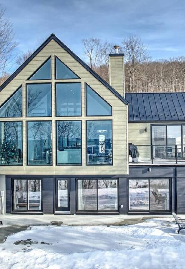 VillaBaraka Moderna | Hot Tub | Lake Access | Pool Table